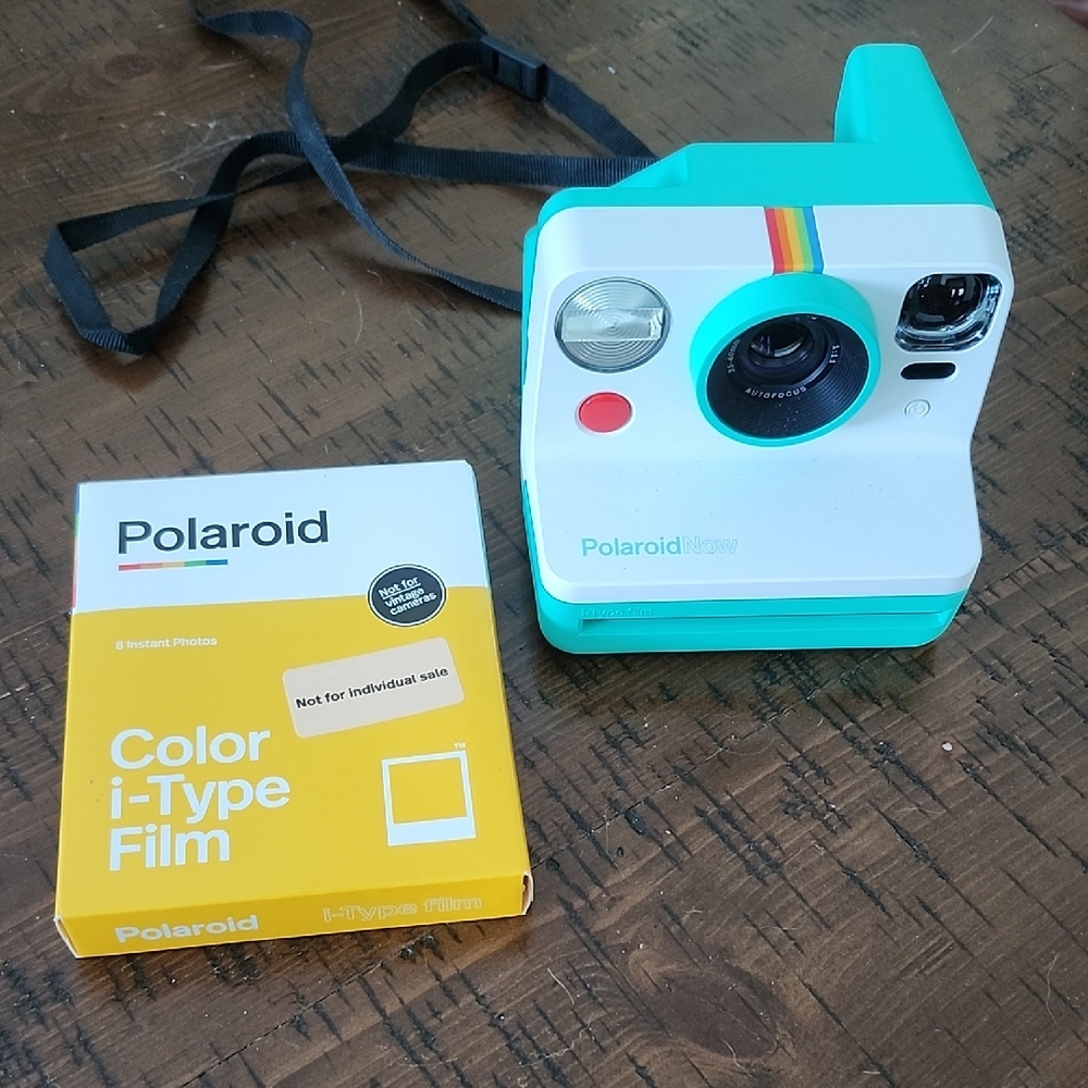 NWOT Polaroid Instant Camera